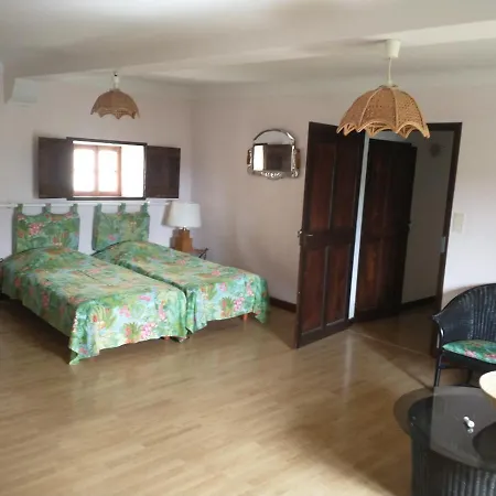 Conciergerie Du Chateau D'allemagne En Provence * Allemagne-en-Provence