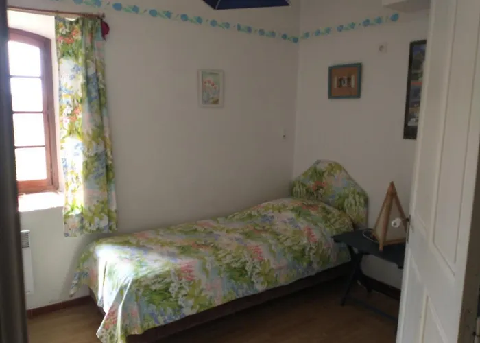 Conciergerie Du Chateau D'allemagne En Provence Holiday home